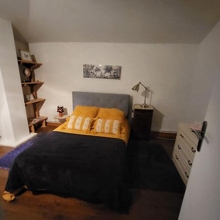 Chambres D Hotes L'Agape Saint-Martial-sur-Isop Ruang foto
